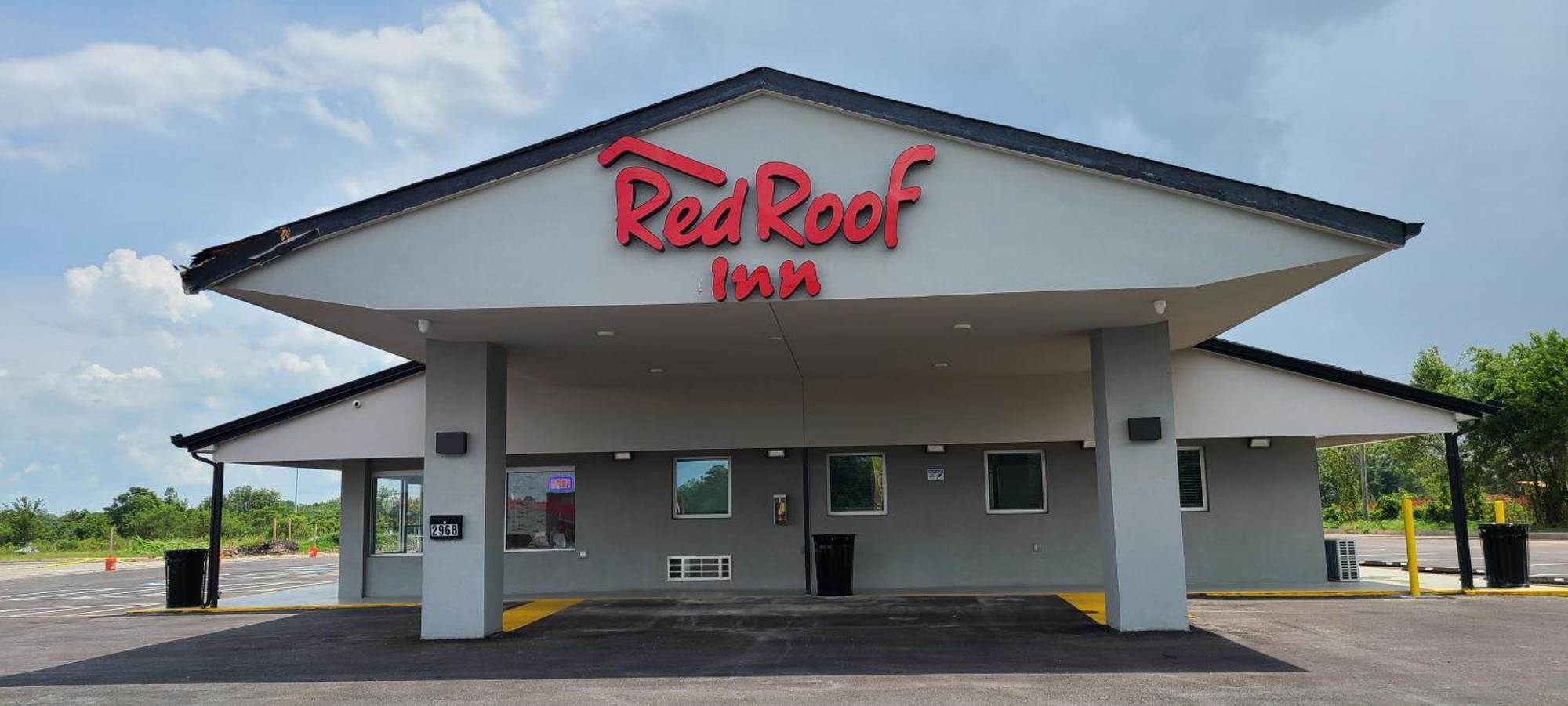 Red Roof Inn Байрон Экстерьер фото